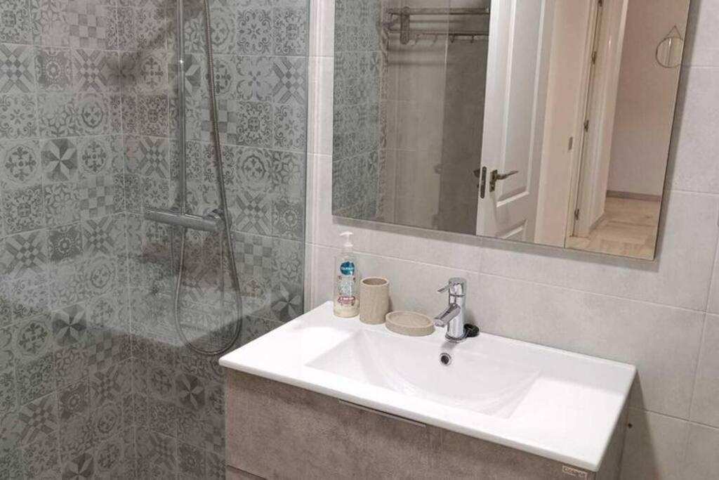 Apartamento Con Vistas Al Mar Fuengirola Bagian luar foto